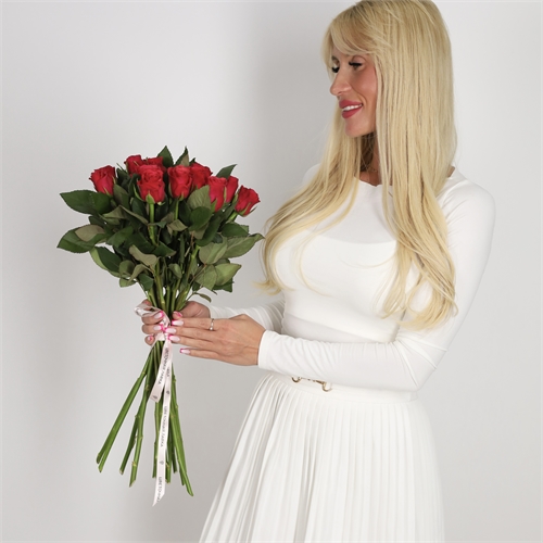 Букет из 15 роз Кения 50 см 3927 - фото 14451