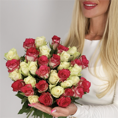 Букет из 35 роз Кения 50 см 3939 - фото 14512