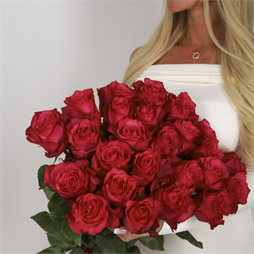 Букет из 25 роз Эквадор 60 см 2960 - фото 14631