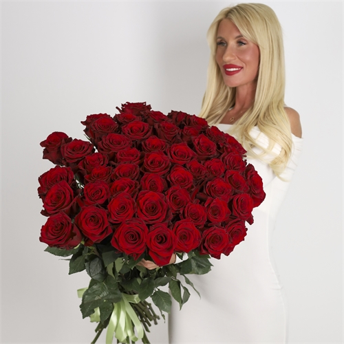 Букет из 51 розы Эквадор 70 см 2430 - фото 14678