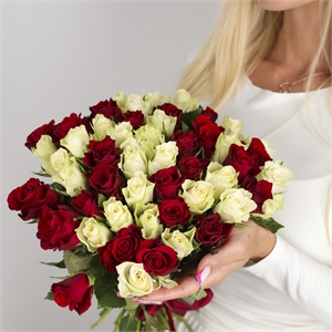 Букет из 51 розы Кения 40 см 4043