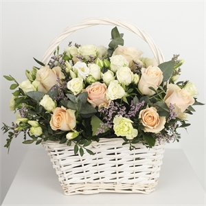 Композиция в корзине "Ласковое послание" 4104
