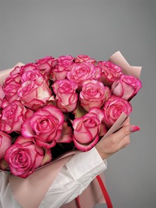 Роза розовая Эквадор 60 см ( Палома)